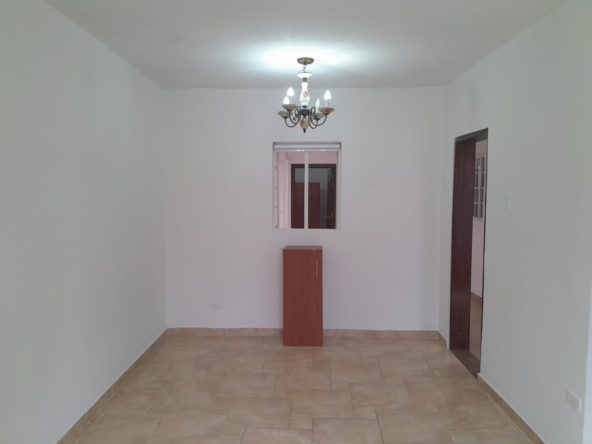 ARRIENDAN CASA CHAPINERO UN PISO BARRIO COLOMBIA