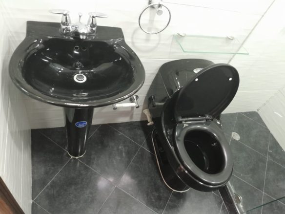 ARRIENDAN CASA CHAPINERO UN PISO BARRIO COLOMBIA