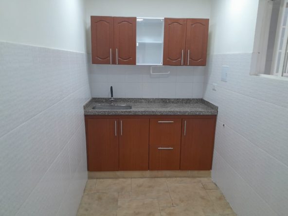 ARRIENDAN CASA CHAPINERO UN PISO BARRIO COLOMBIA