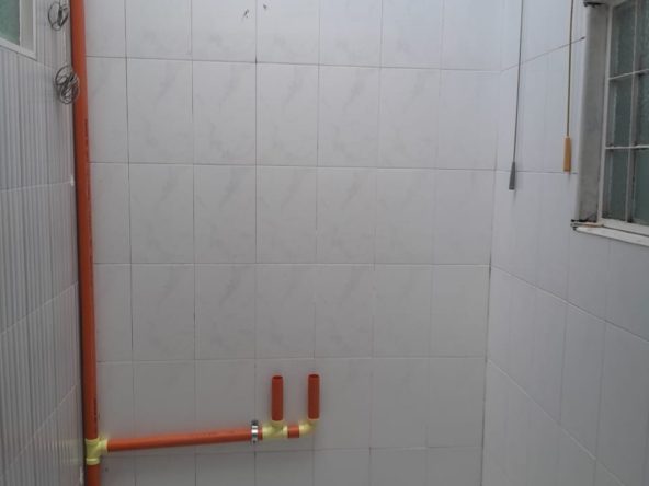 ARRIENDAN CASA CHAPINERO UN PISO BARRIO COLOMBIA